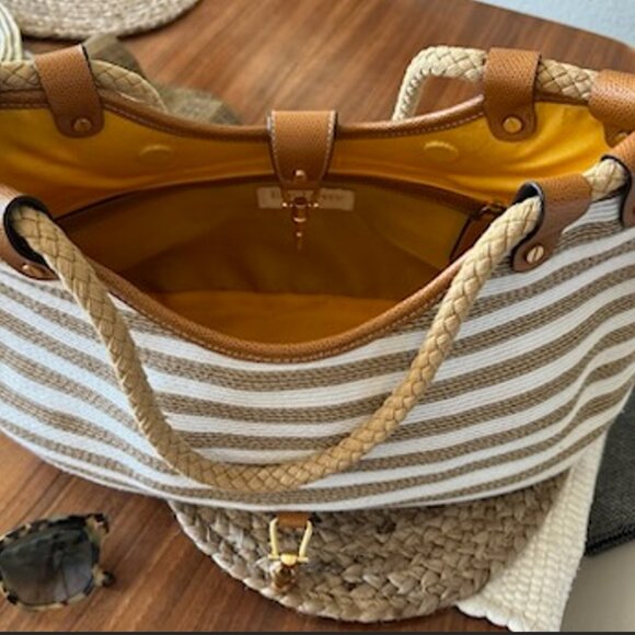 ERIC JAVITS squishee Striped Cream Beige Large Shoulder Bag - Picture 2 of 5